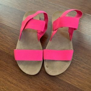 Pink strap sandal size 8.5